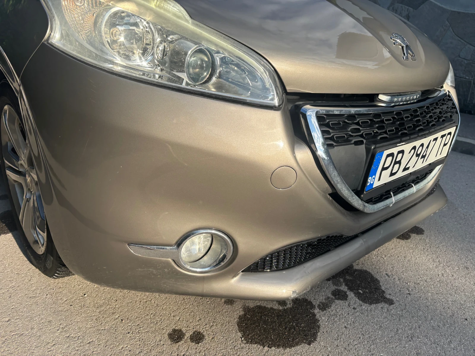 Peugeot 208 Hdi Automat, снимка 13 - Автомобили и джипове - 54973941