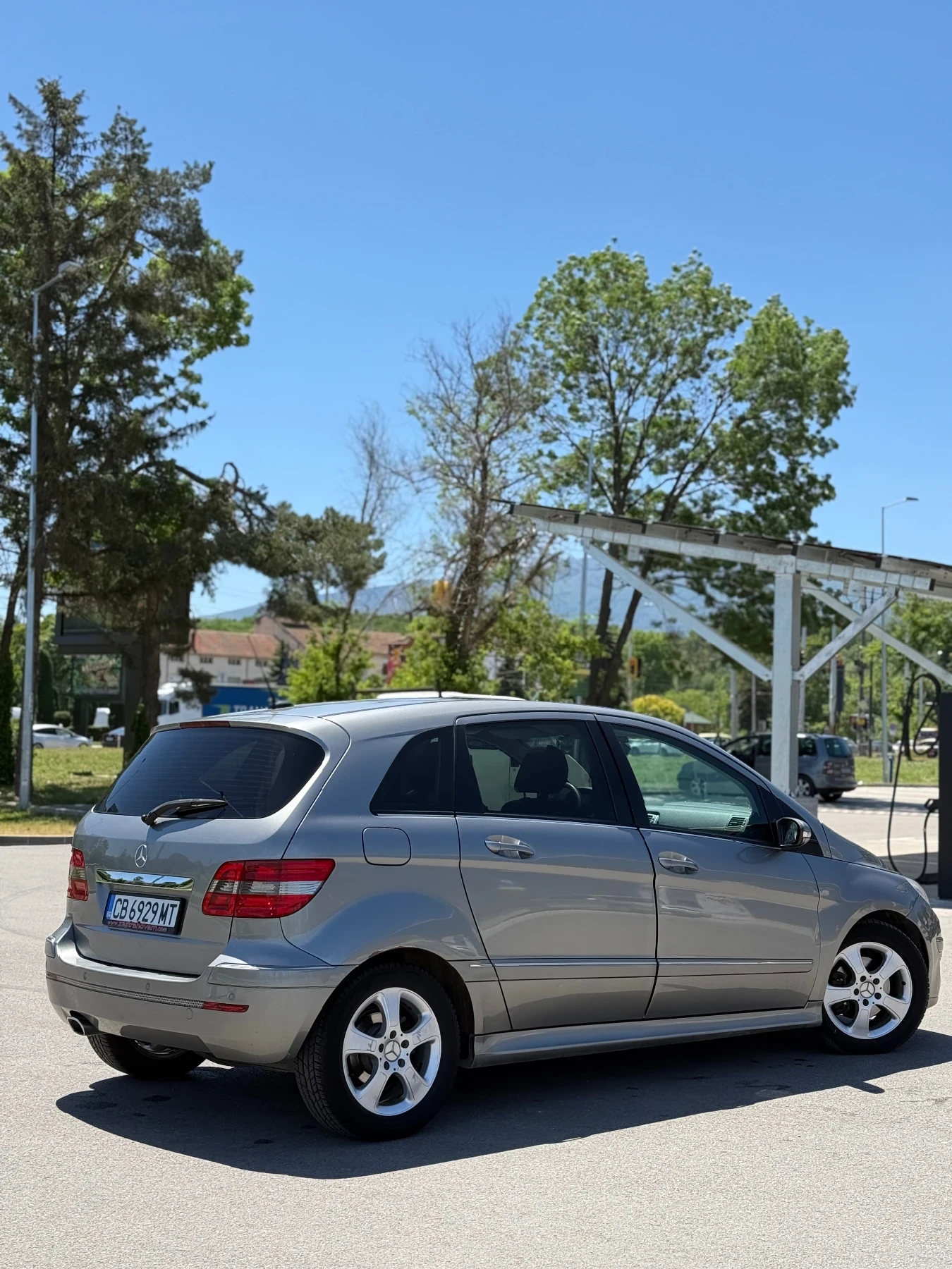 Mercedes-Benz B 200, снимка 2 - Автомобили и джипове - 55164784