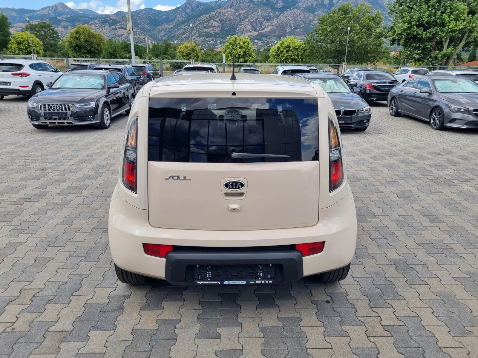 Kia Soul 1.6i-ГАЗ / СЕРВИЗНА ИСТОРИЯ-ОБСЛУЖЕНА!, снимка 5 - Автомобили и джипове - 55170241