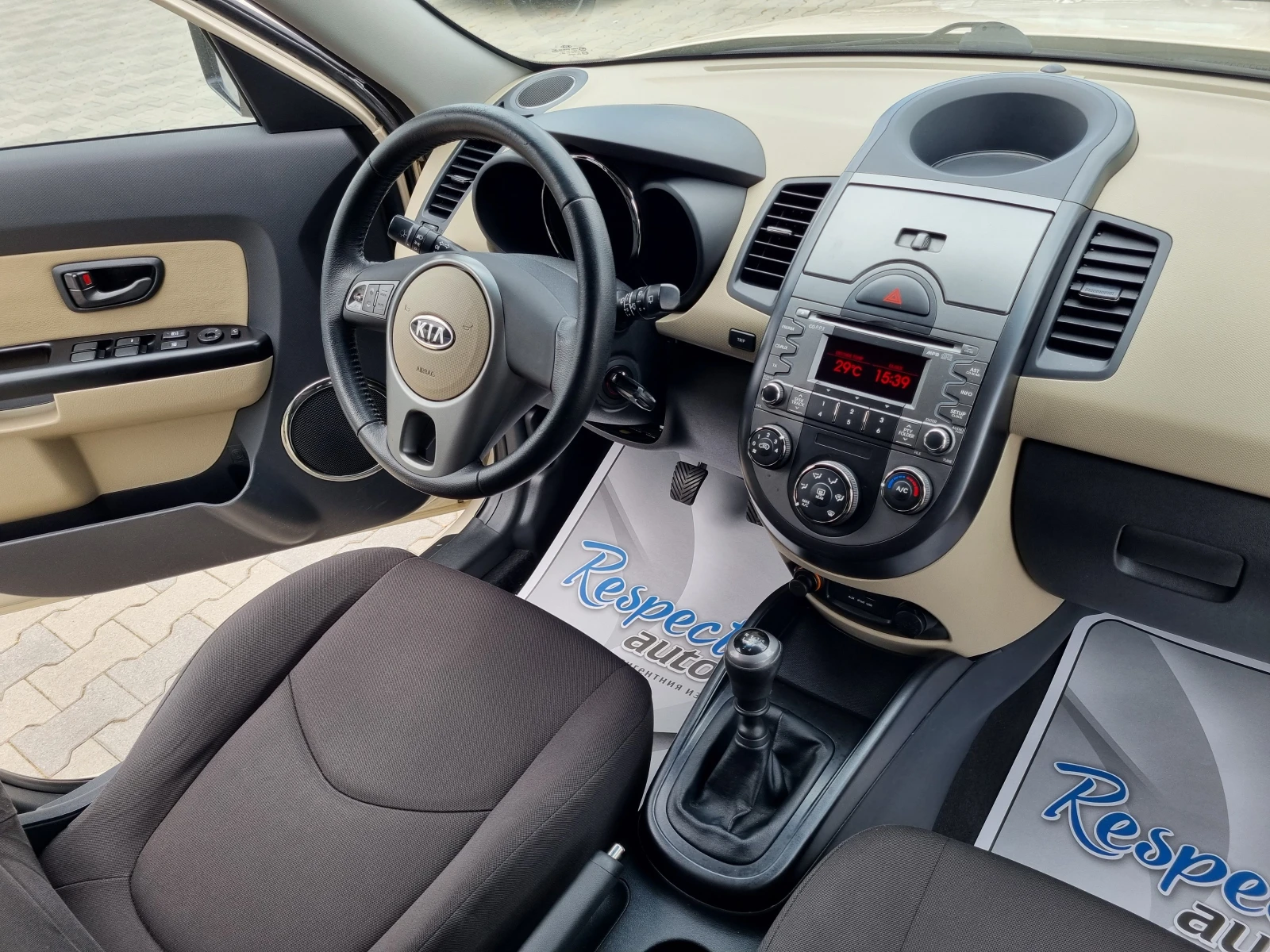 Kia Soul 1.6i-ГАЗ / СЕРВИЗНА ИСТОРИЯ-ОБСЛУЖЕНА!, снимка 13 - Автомобили и джипове - 55170241