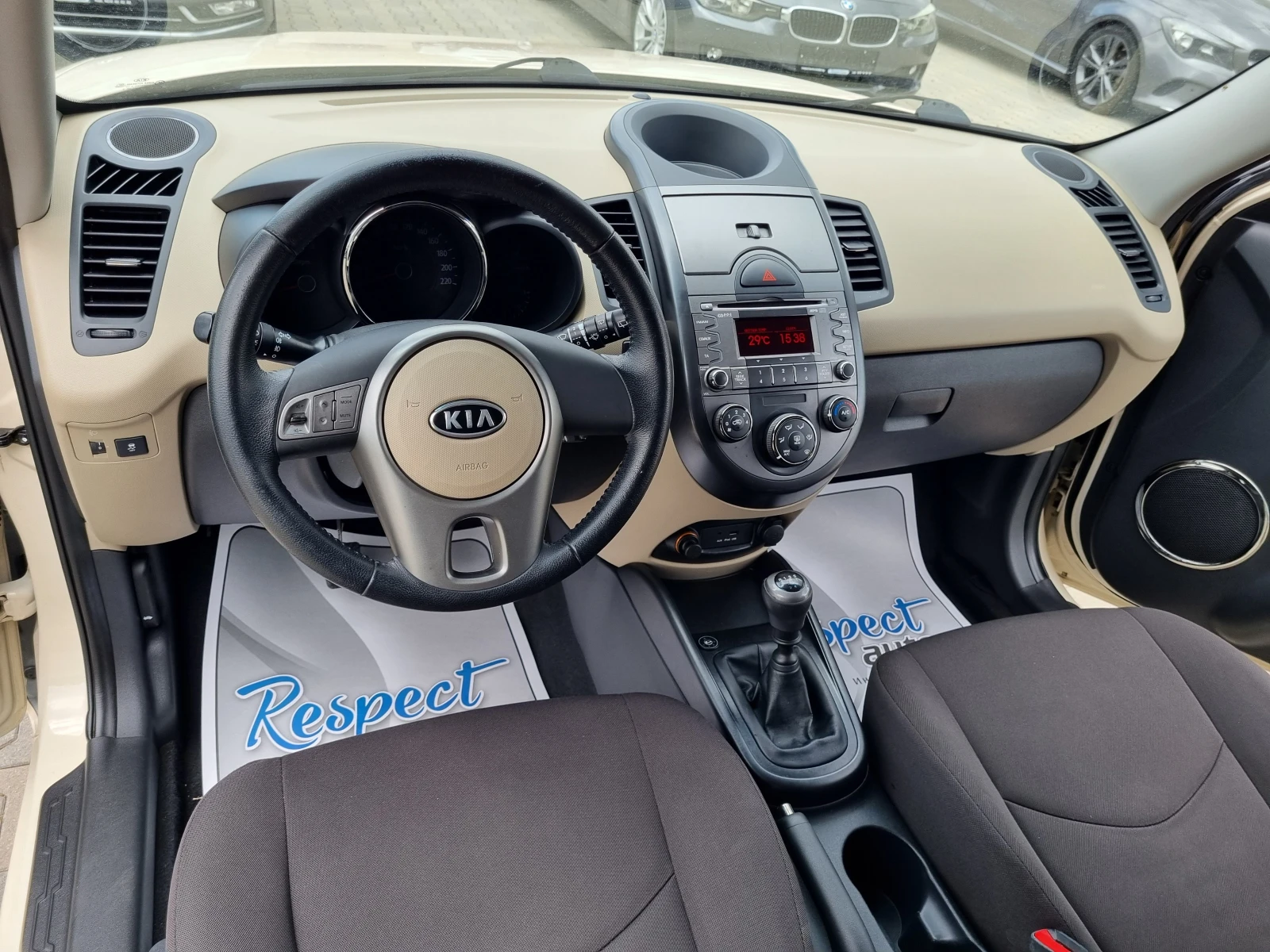 Kia Soul 1.6i-ГАЗ / СЕРВИЗНА ИСТОРИЯ-ОБСЛУЖЕНА!, снимка 9 - Автомобили и джипове - 55170241