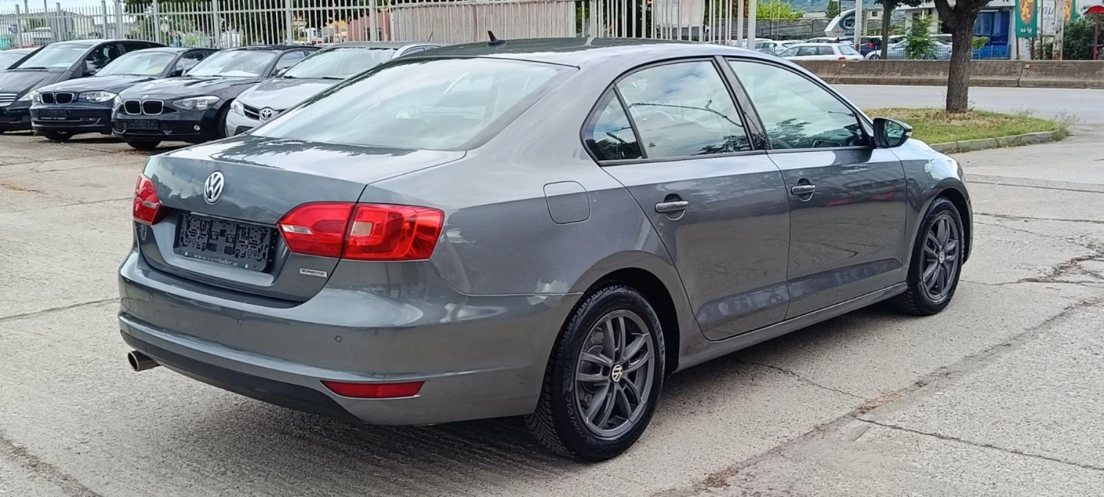 VW Jetta 1.6TDI | Mobile.bg � ����������� 5