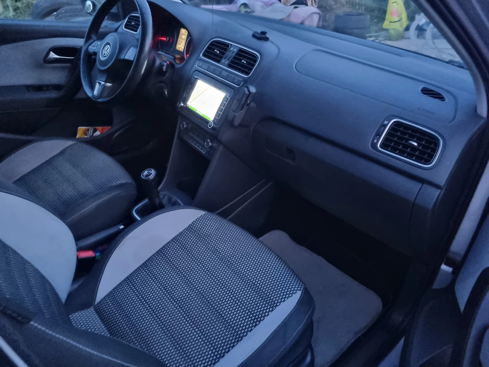 VW Polo 1.6TDI 90PS KROSS INDIVIDUAL  | Mobile.bg � ����������� 12