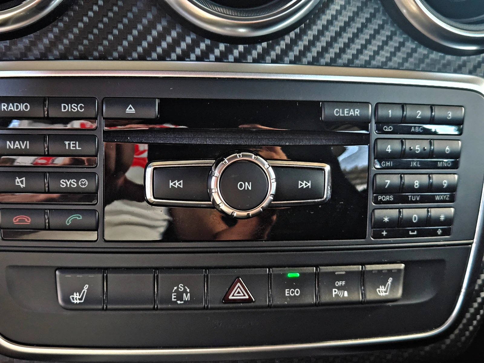 Mercedes-Benz A 250 AMG/4MATIC/GERMANY/CAMERA/PANO/ПОДГРЕВ/CAR PLAY/LI, снимка 10 - Автомобили и джипове - 55493262