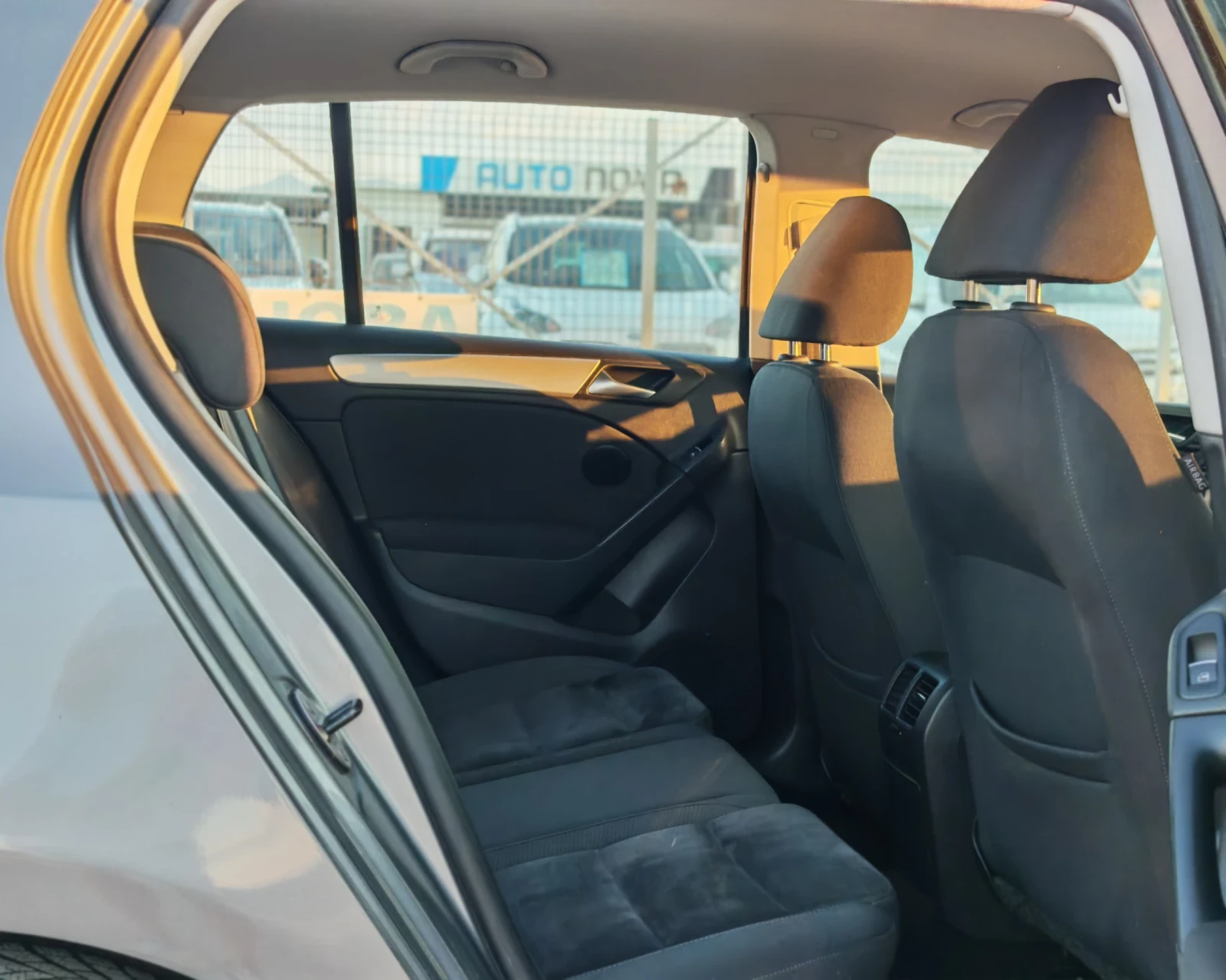 VW Golf 2.0 ����� 140 �.� �������! HIGHLINE! ��������!  | Mobile.bg � ����������� 11