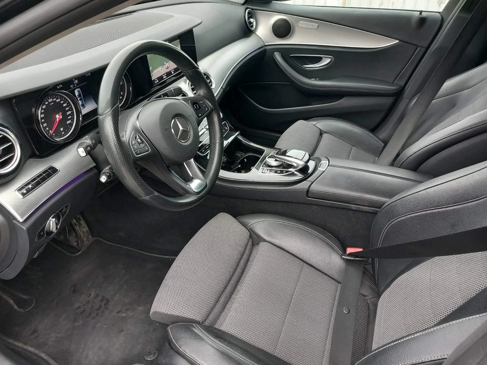 Mercedes-Benz E 350 W213, снимка 7 - Автомобили и джипове - 55565361