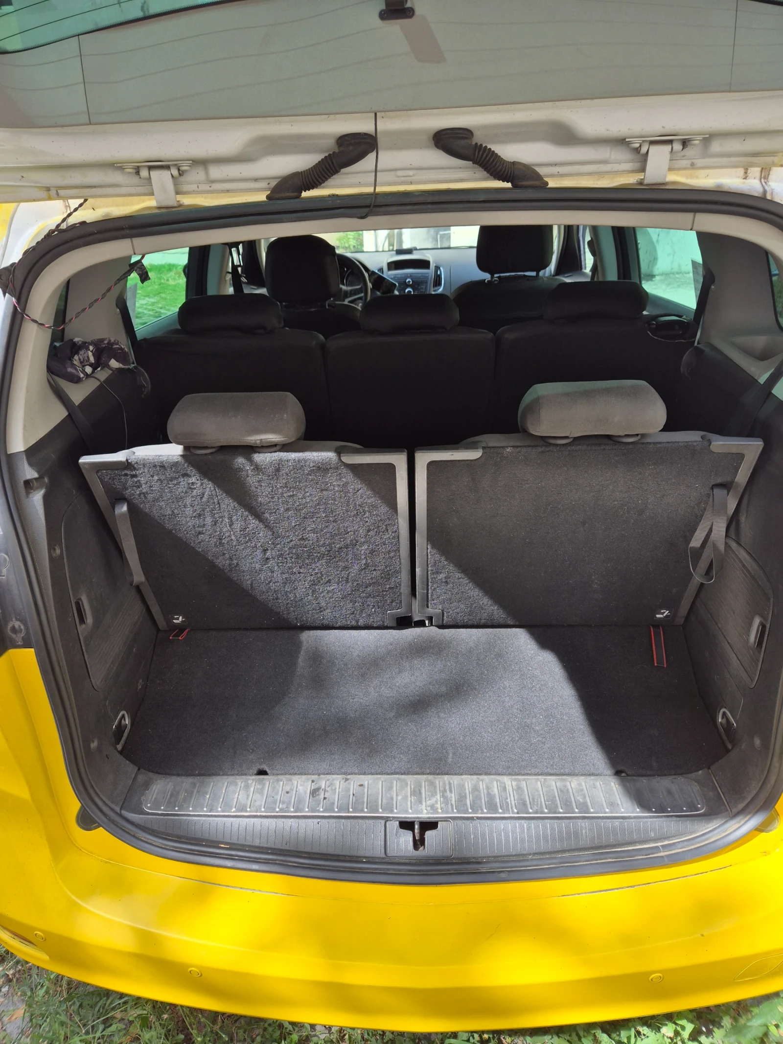 Opel Zafira, снимка 3 - Автомобили и джипове - 55876374