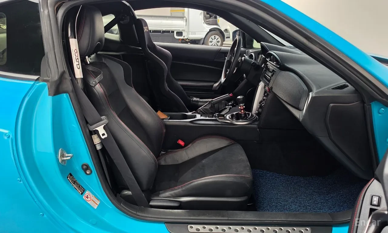 Toyota GT86 WIDEBODY | RECARO | SPARCO | 5 ТОЧКОВ КОЛАН, снимка 10 - Автомобили и джипове - 55921540
