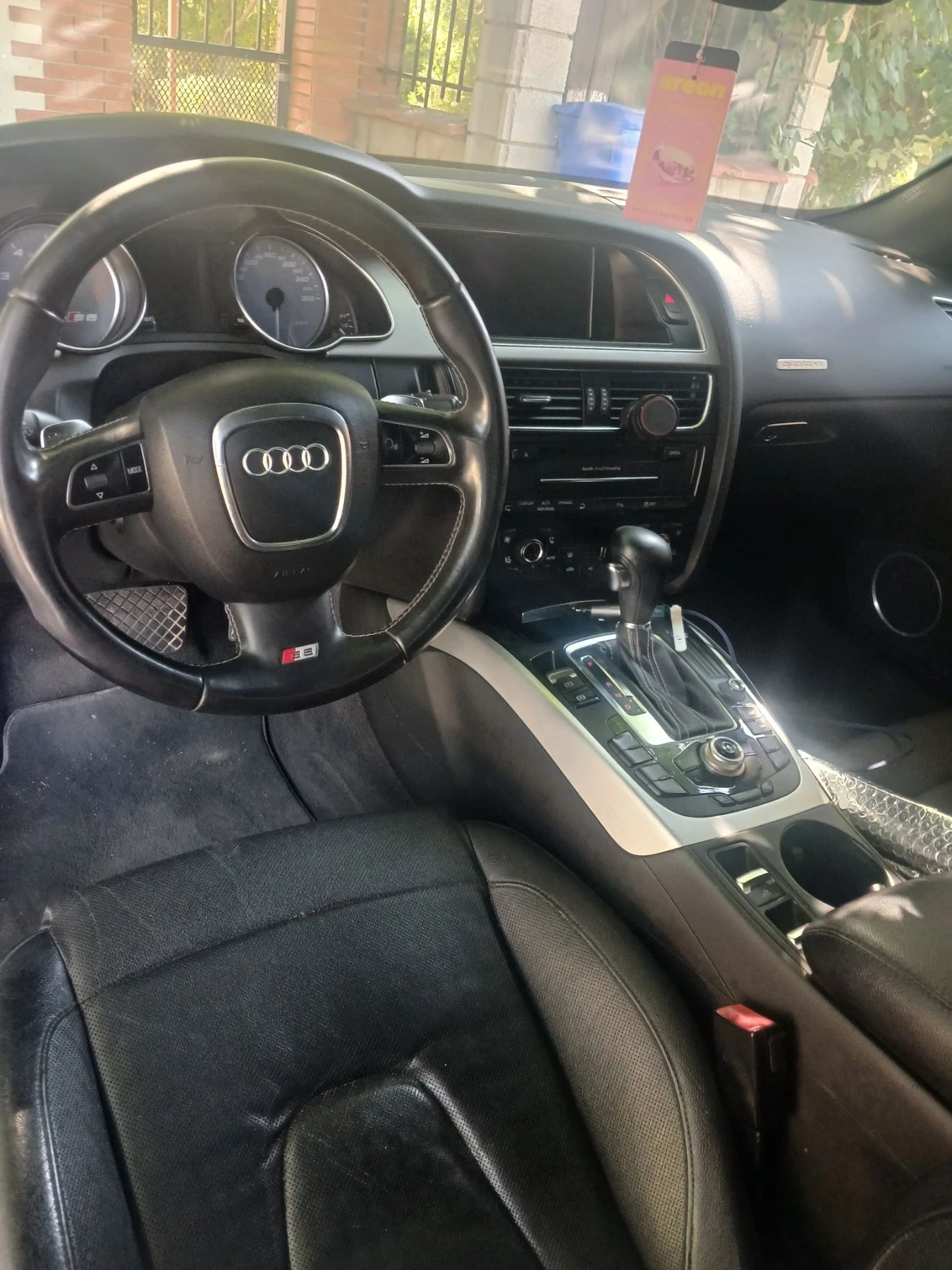 Audi S5 3.0tfsi barter, снимка 5 - Автомобили и джипове - 55996534
