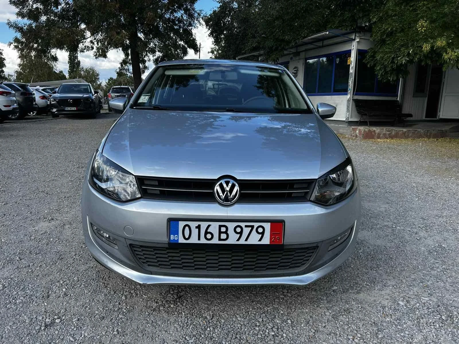 VW Polo 1.4 Бензин , снимка 4 - Автомобили и джипове - 56181366