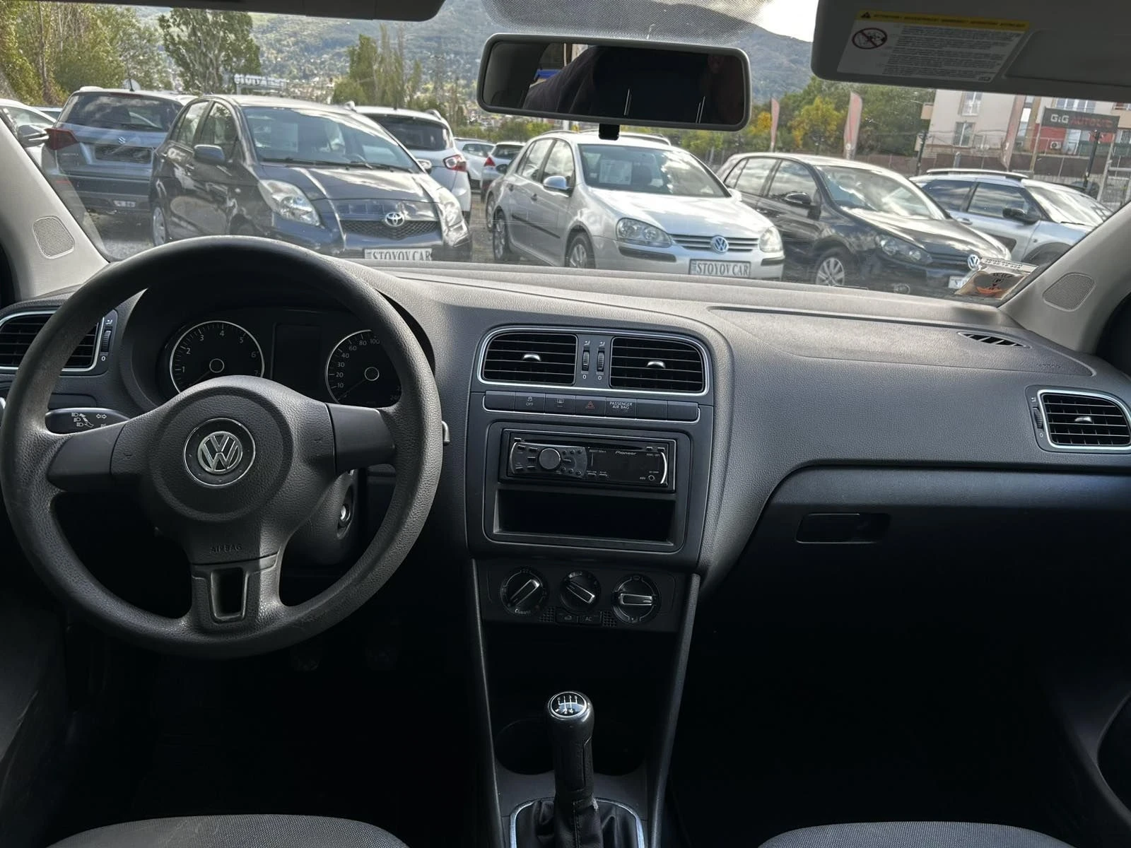 VW Polo 1.4 Бензин , снимка 10 - Автомобили и джипове - 56181366