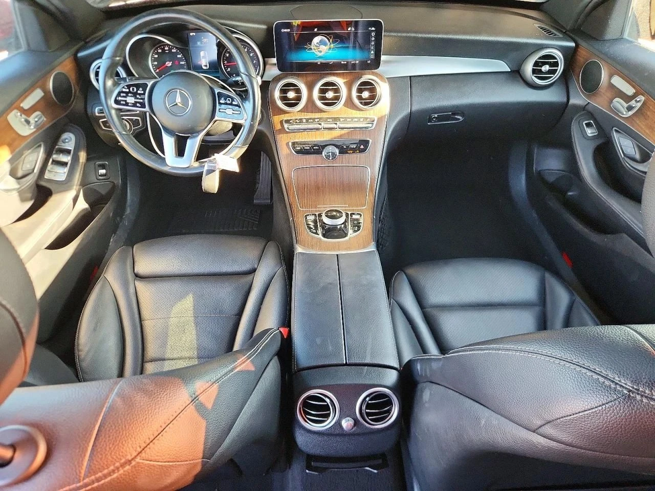 Mercedes-Benz C 300, снимка 8 - Автомобили и джипове - 56713533