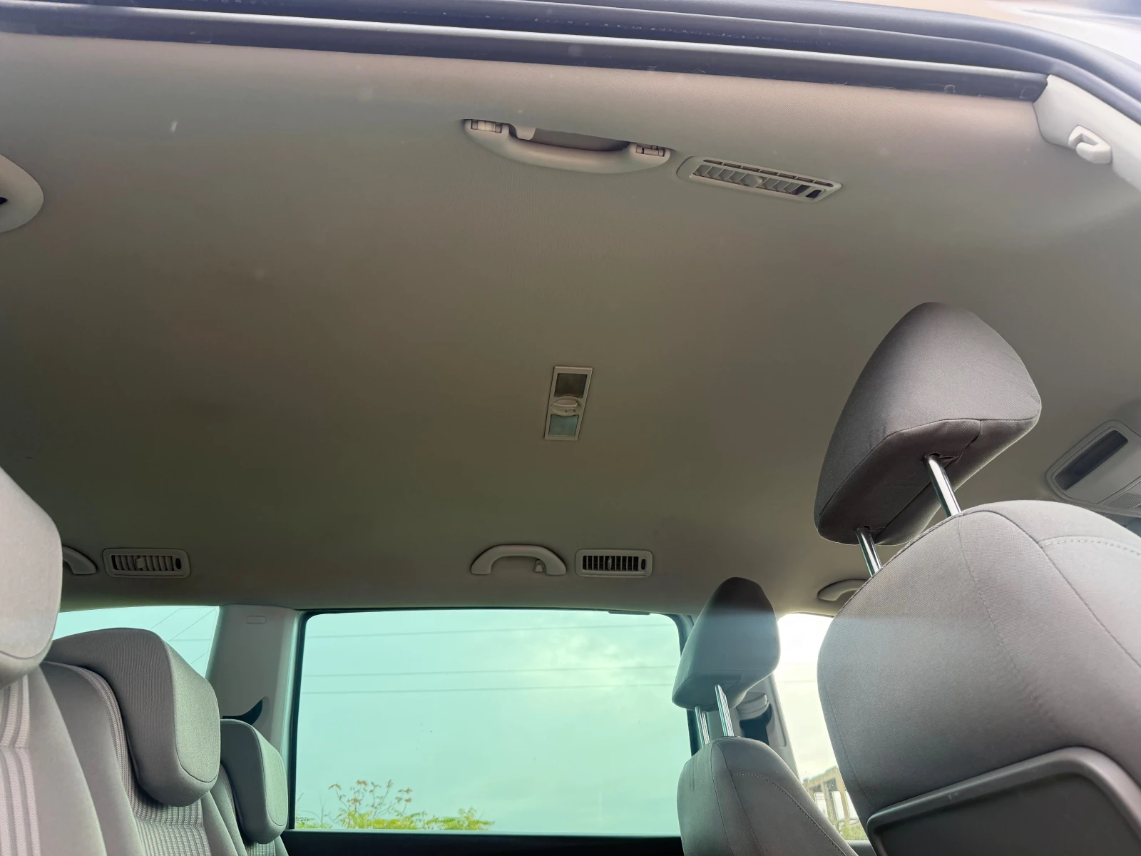 Seat Alhambra 2.0TDI, снимка 8 - Автомобили и джипове - 56718744
