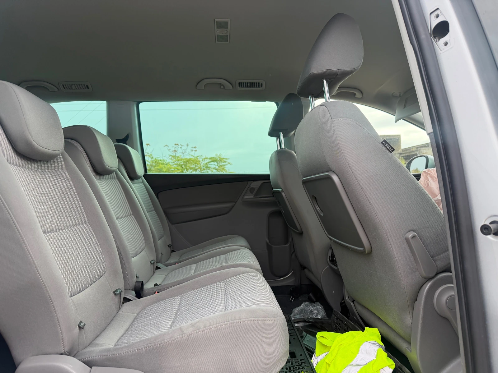 Seat Alhambra 2.0TDI, снимка 7 - Автомобили и джипове - 56718744