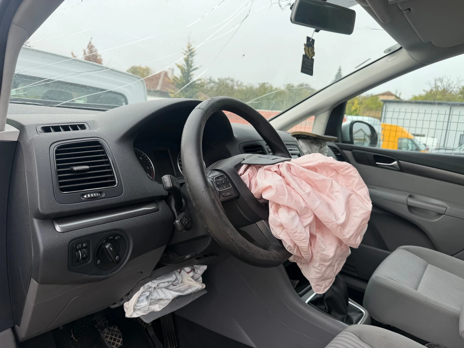 Seat Alhambra 2.0TDI, снимка 13 - Автомобили и джипове - 56718744
