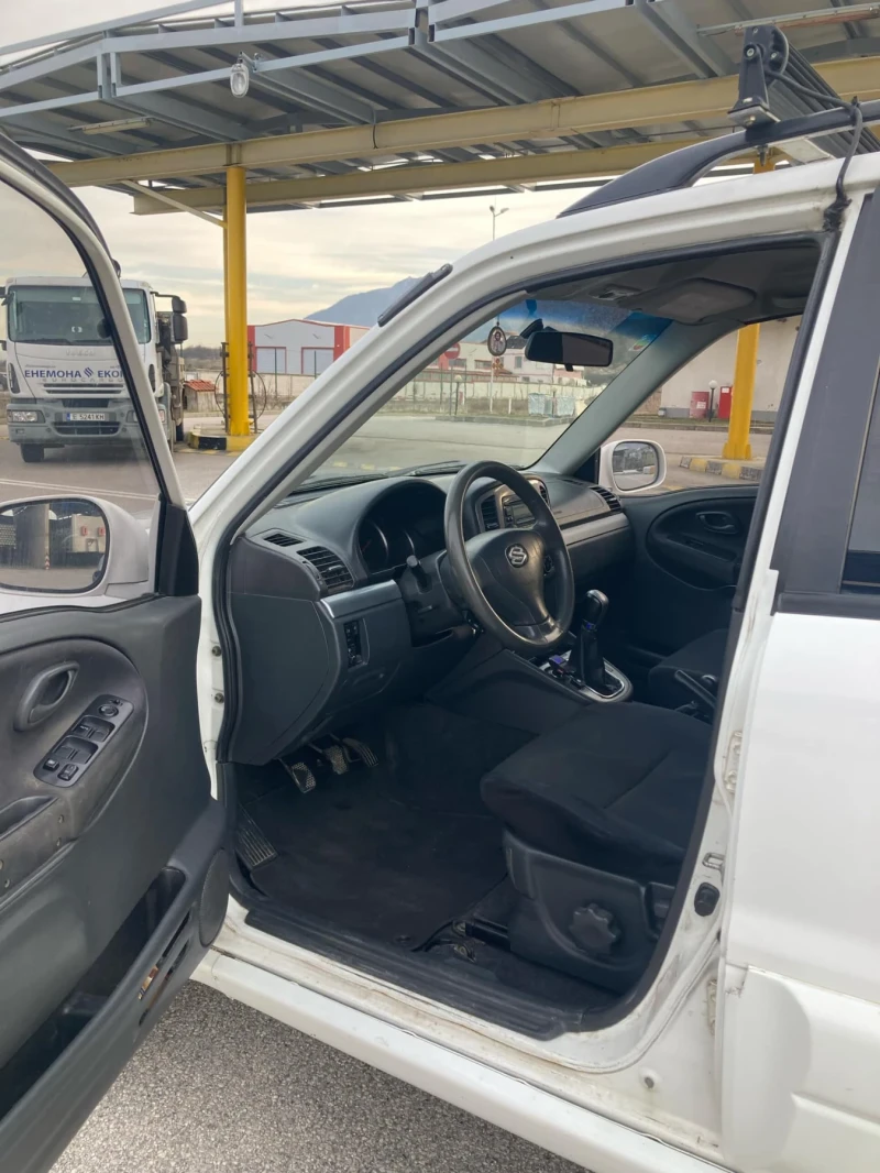 Suzuki Grand vitara 2.0 бензин/газ, снимка 13 - Автомобили и джипове - 48393527