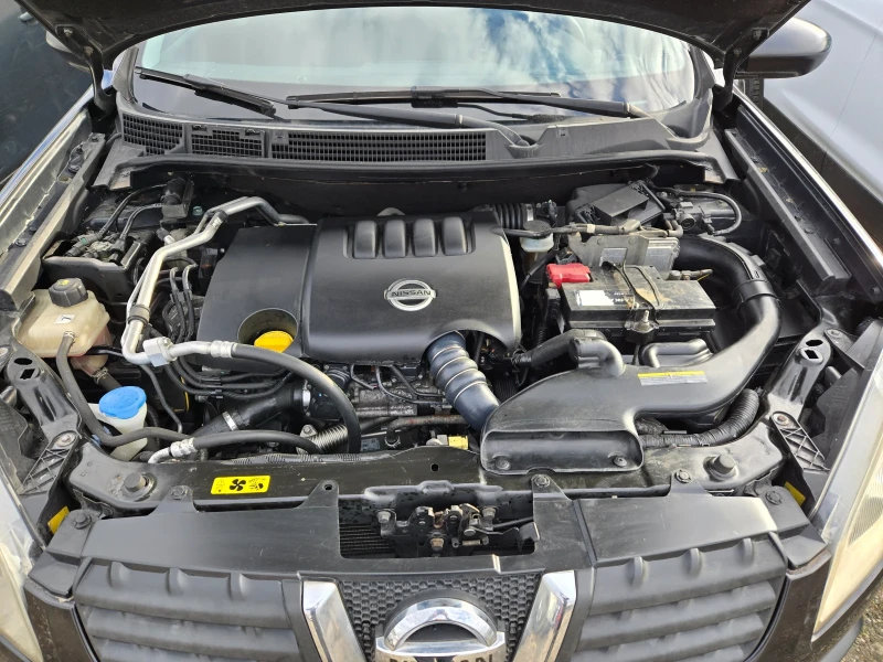 Nissan Qashqai 2.0 DCI, снимка 15 - Автомобили и джипове - 48856660