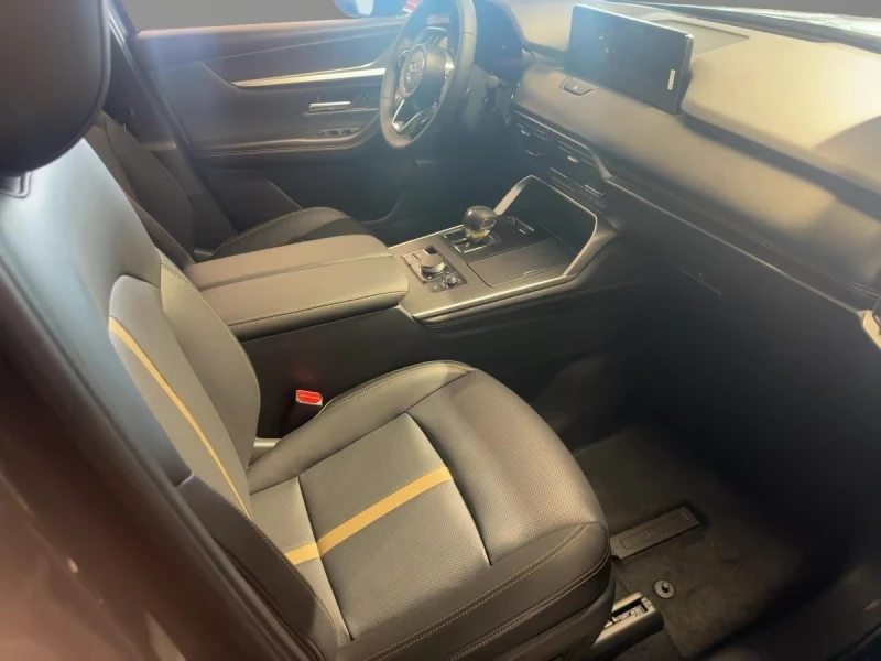 Mazda CX-60 НОВ!3.3/200HP/HOMURA/CAM/NAVI/DIGITAL/747v, снимка 10 - Автомобили и джипове - 52143219