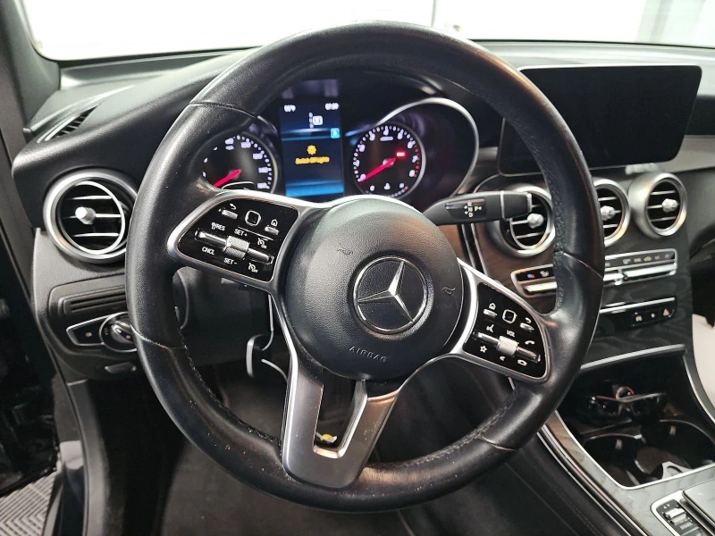 Mercedes-Benz GLC 300, снимка 10 - Автомобили и джипове - 53053644
