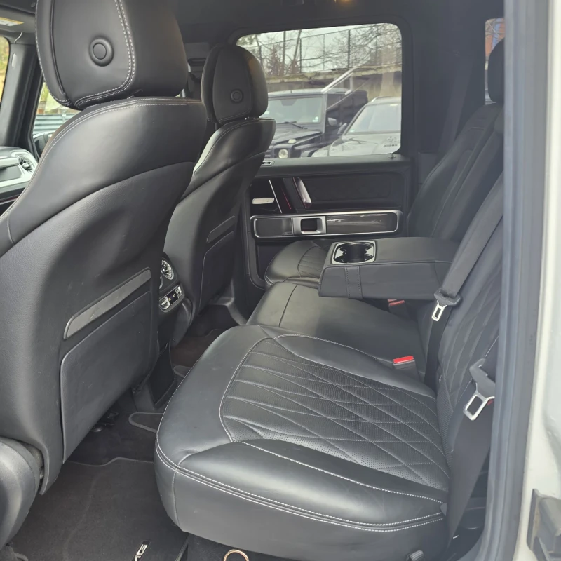 Mercedes-Benz G 63 AMG ГОТОВ ЛИЗИНГ/Burmester/360, снимка 9 - Автомобили и джипове - 53235265
