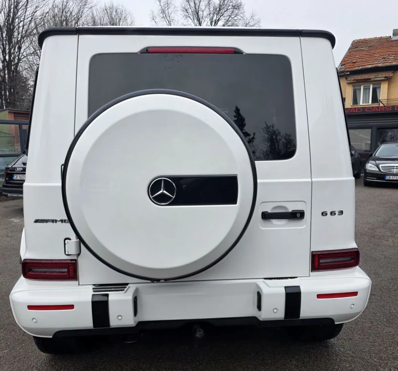 Mercedes-Benz G 63 AMG ГОТОВ ЛИЗИНГ/Burmester/360, снимка 4 - Автомобили и джипове - 53235265