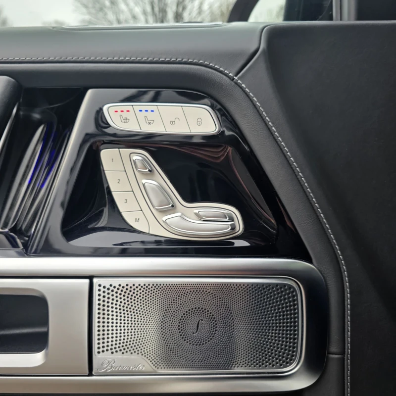 Mercedes-Benz G 63 AMG ГОТОВ ЛИЗИНГ/Burmester/360, снимка 11 - Автомобили и джипове - 53235265