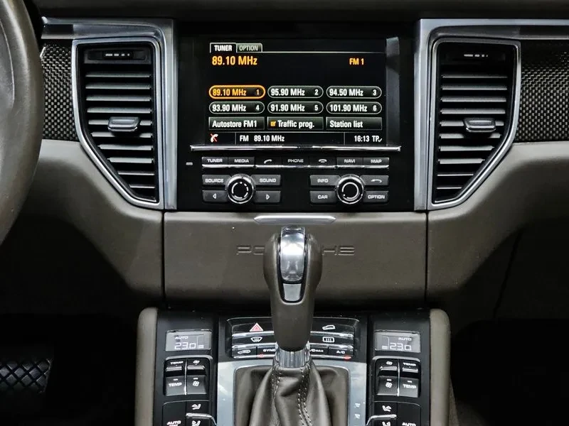 Porsche Macan 3.6 Turbo 95B, снимка 14 - Автомобили и джипове - 55690142