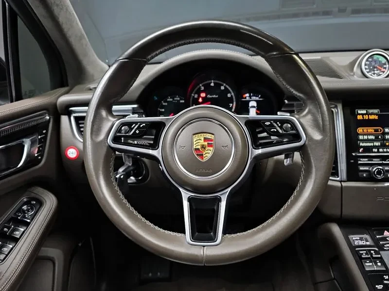 Porsche Macan 3.6 Turbo 95B, снимка 13 - Автомобили и джипове - 55690142