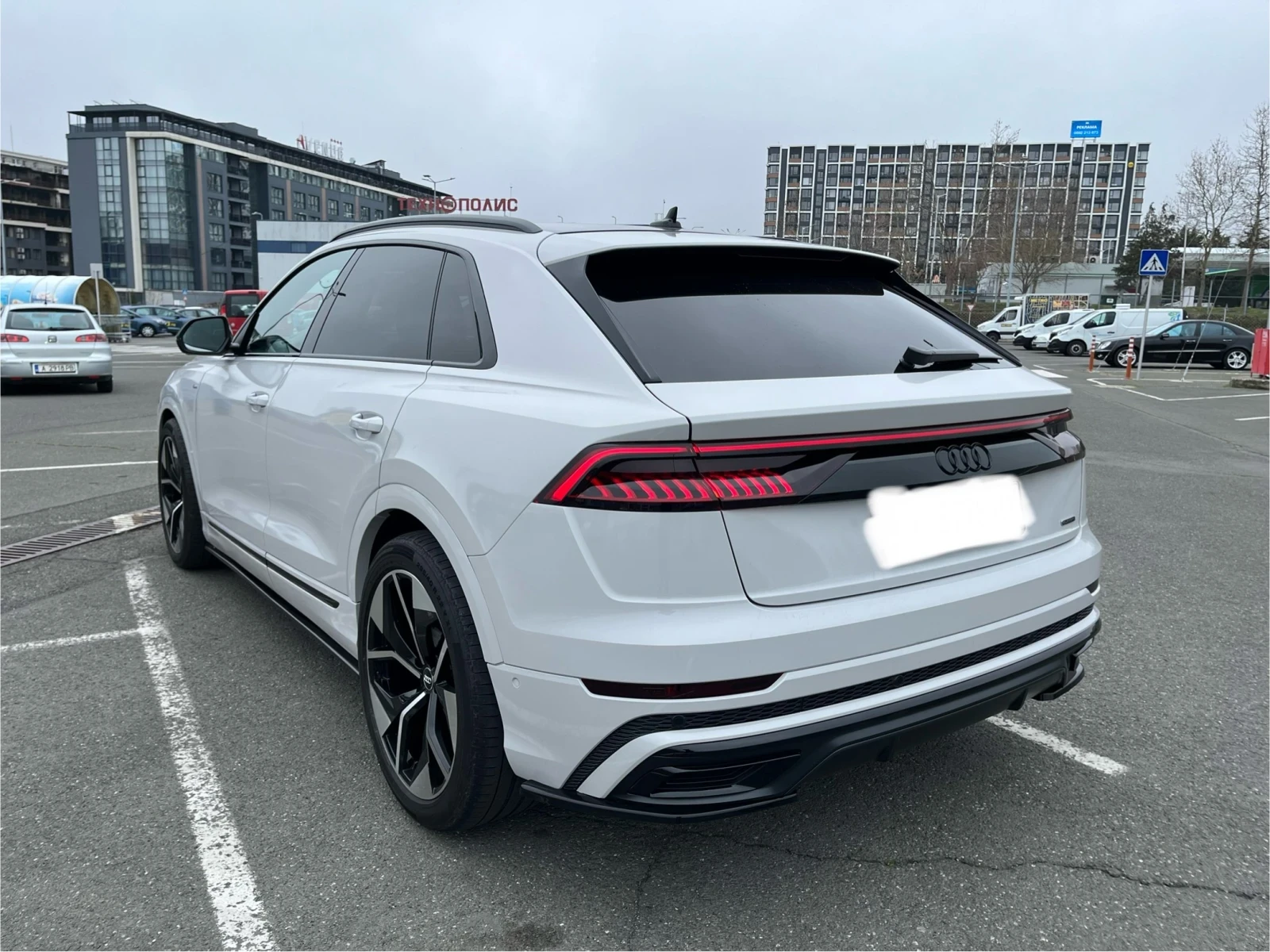 Audi Q8 5.0-3х S-line - изображение 5