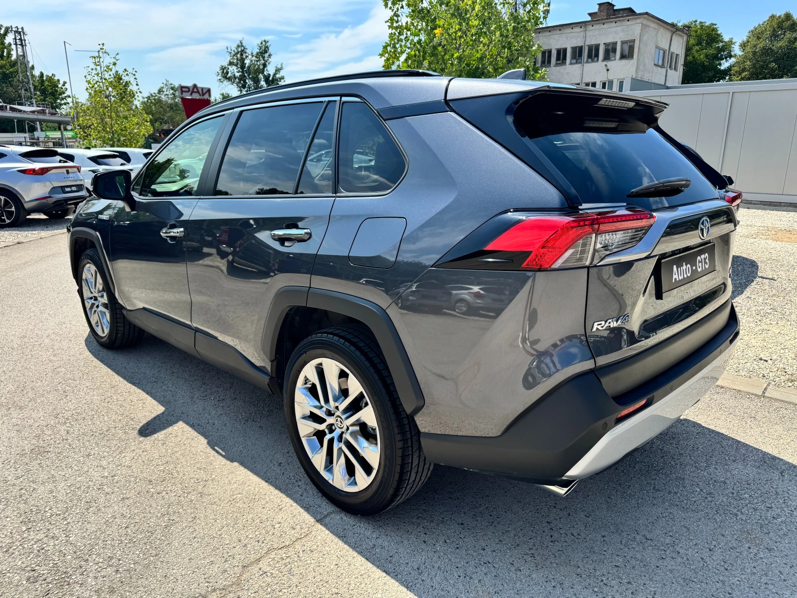 Toyota Rav4 2.5h 93000км.222к.с FULL 4х4 Гаранция 360 JBL 2021 - изображение 6