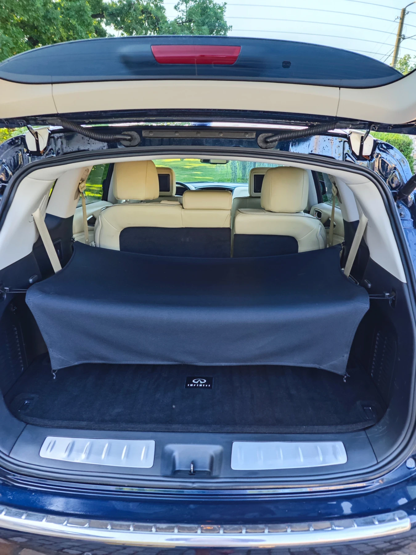 Infiniti QX60 Hi-Tech, снимка 8 - Автомобили и джипове - 54260848