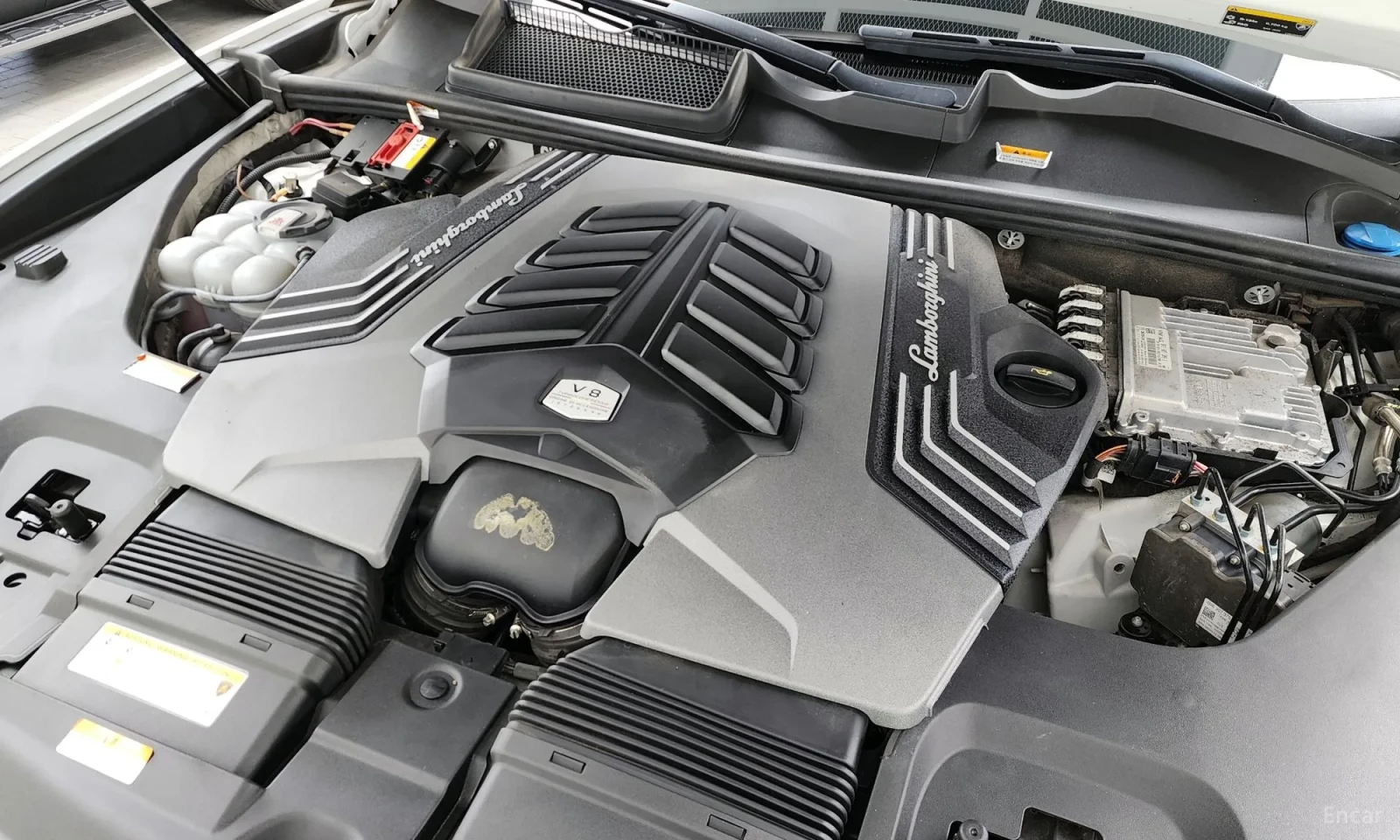 Lamborghini Urus 4.0 V8, снимка 4 - Автомобили и джипове - 54275913