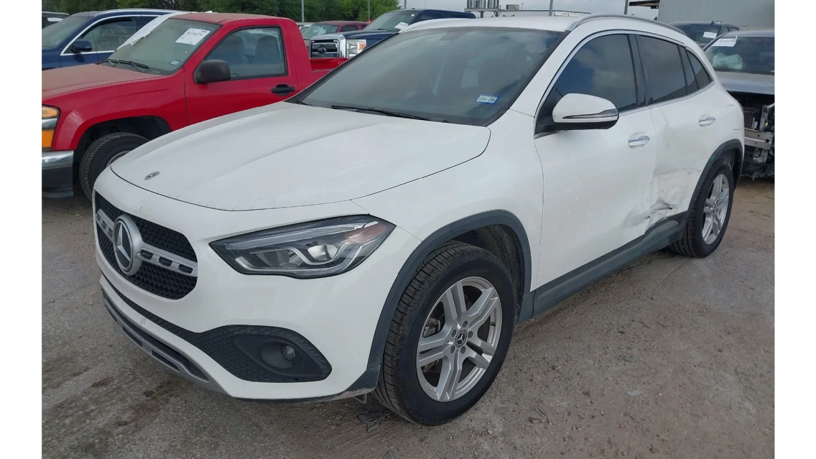 Mercedes-Benz GLA 250