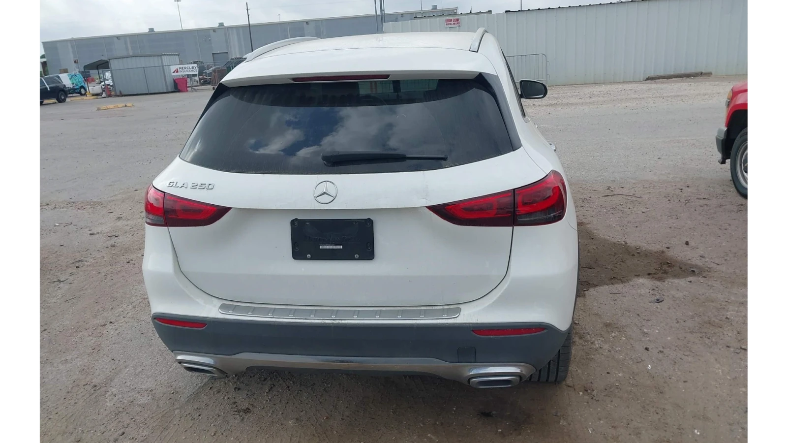 Mercedes-Benz GLA 250, снимка 6 - Автомобили и джипове - 54413531