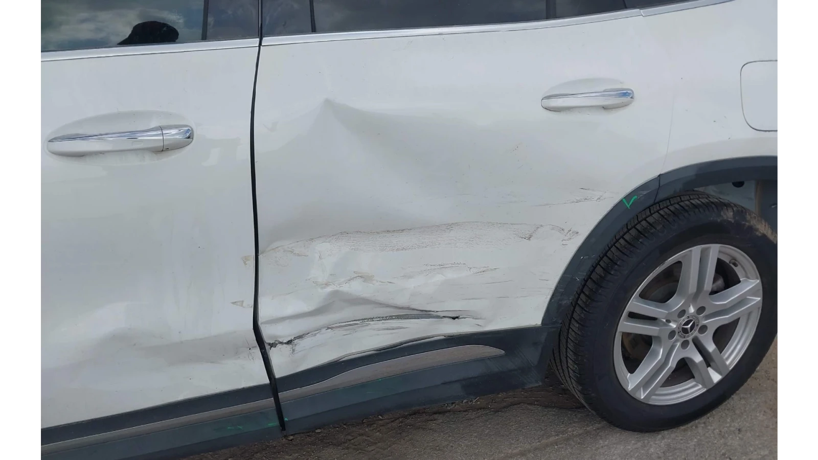 Mercedes-Benz GLA 250, снимка 5 - Автомобили и джипове - 54413531