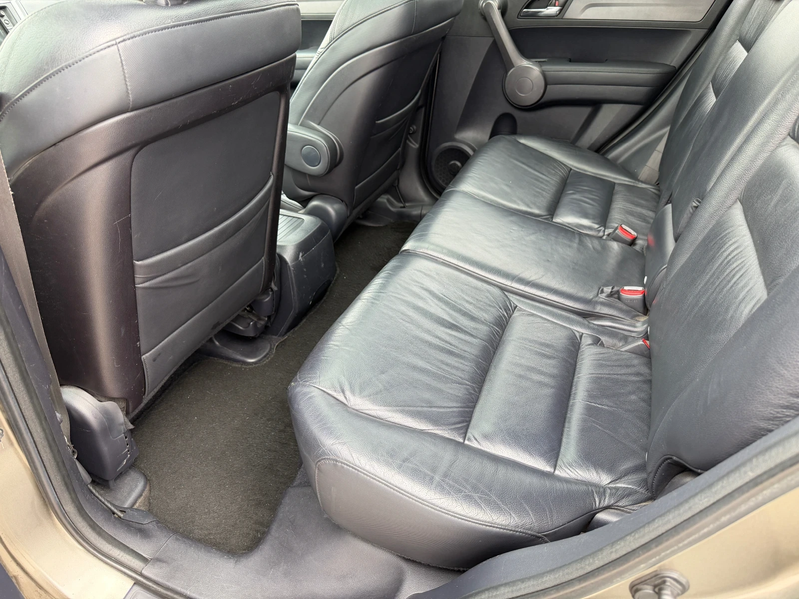 Honda Cr-v 2.2 CTDI Executive, снимка 9 - Автомобили и джипове - 55842714