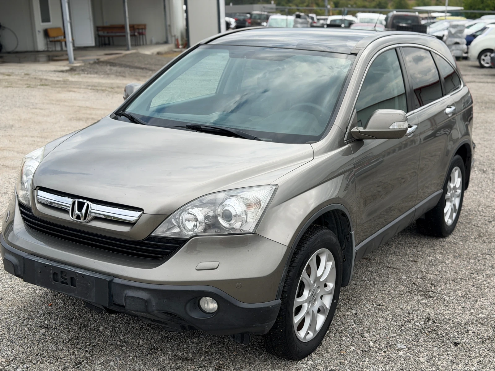 Honda Cr-v 2.2 CTDI Executive, снимка 3 - Автомобили и джипове - 55842714