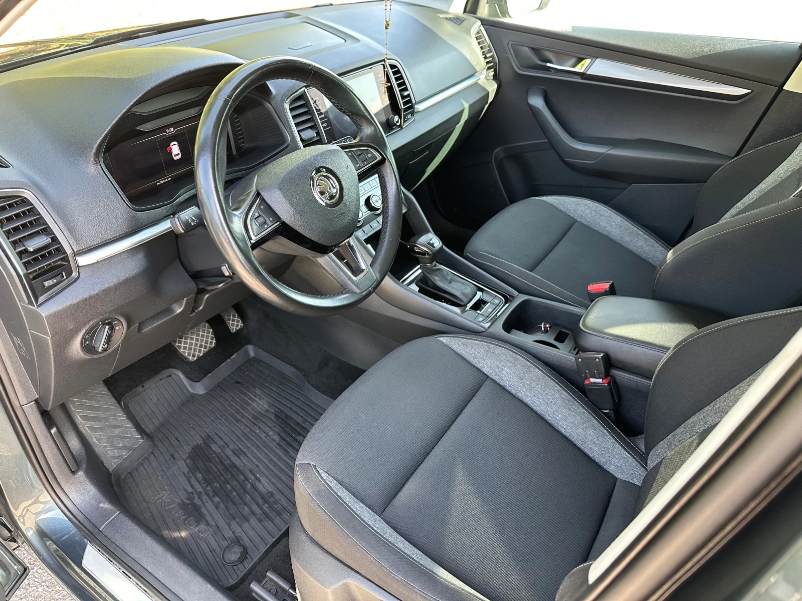 Skoda Karoq 2.0TDI 4x4. 190кс, снимка 17 - Автомобили и джипове - 55922494