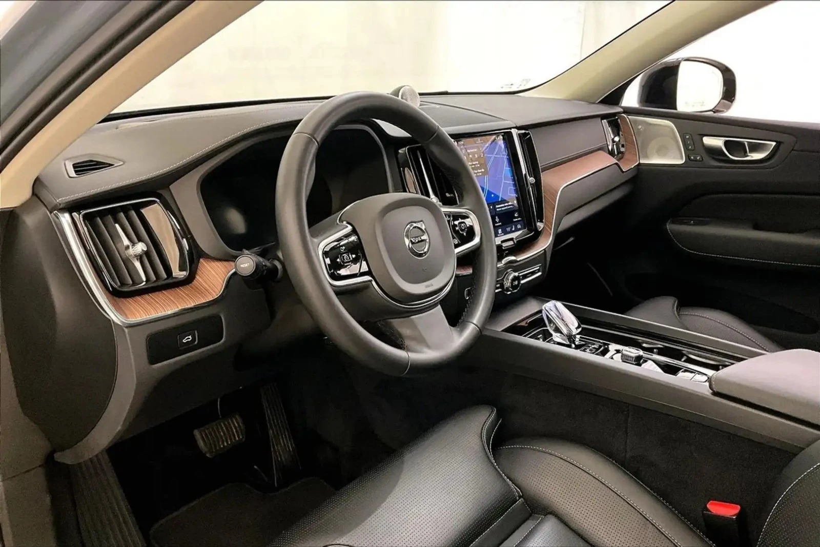 Volvo XC60 B5 ULTIMATE B&W ЦЕНА ДО БЪЛГАРИЯ АВТОКРЕДИТ, снимка 9 - Автомобили и джипове - 55953681