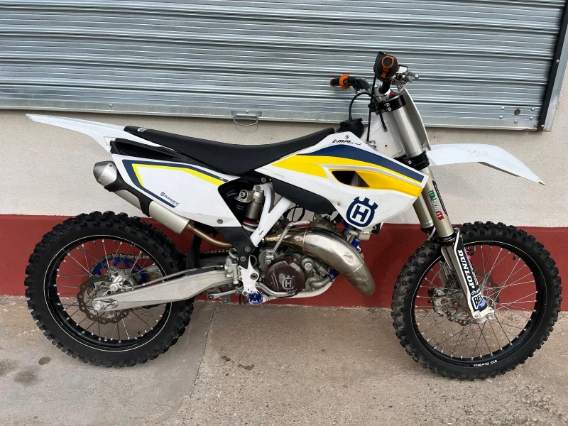 Husqvarna 125 Tc, снимка 2 - Мотоциклети и мототехника - 52673081