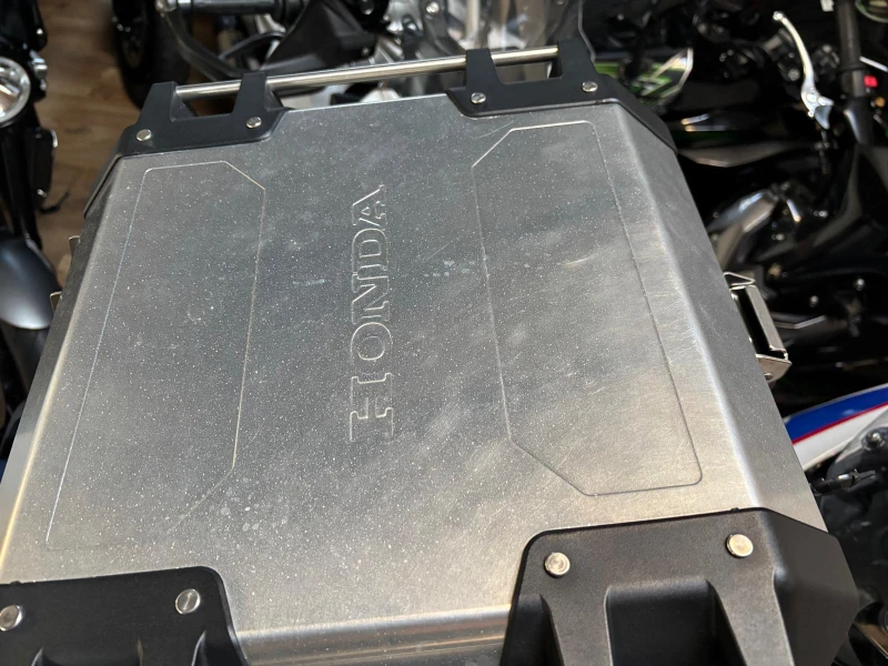 Honda Crf 1100 DCT 2023 Full Travel Pack, снимка 11 - Мотоциклети и мототехника - 52922678