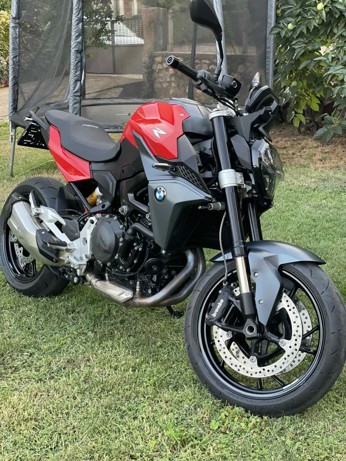 BMW F 900 R (А2)