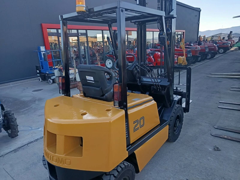 Мотокар Yale ДИЗЕЛ 2 ТОНА ИЗРАВНИТЕЛ, снимка 9 - Индустриална техника - 51769642