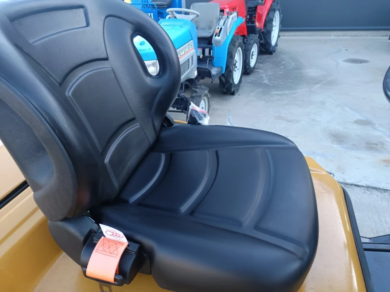 Мотокар Yale ДИЗЕЛ 2 ТОНА ИЗРАВНИТЕЛ, снимка 5 - Индустриална техника - 51769642