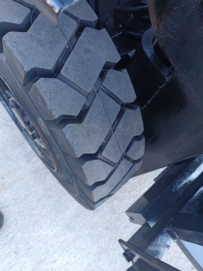 Мотокар Yale ДИЗЕЛ 2 ТОНА ИЗРАВНИТЕЛ, снимка 6 - Индустриална техника - 51769642