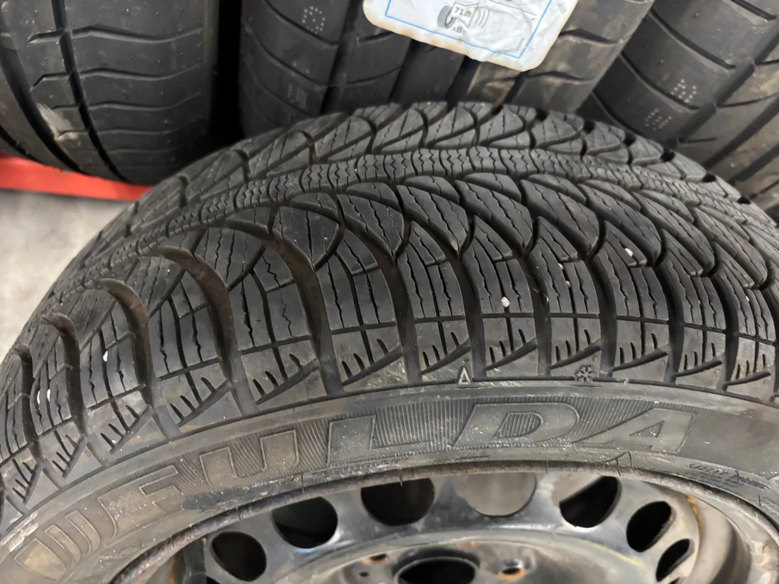 ���� � ������ 205/55R16 �� VW Passat | Mobile.bg � ����������� 4