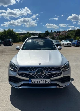 Mercedes-Benz GLC 200 AMG/DISTRONIC/BLIND SPOT/ПАНОРАМА/ПОДРЕВ/FULL, снимка 3