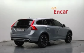 Volvo V60 Cross Country T5 AWD Panorama, снимка 2