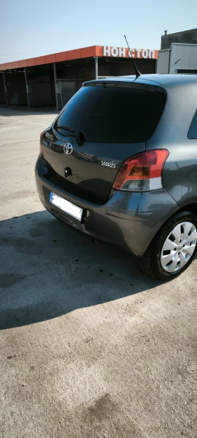 Toyota Yaris 1.33 vvti - 6999 лв. - 76682820 | Car24.bg