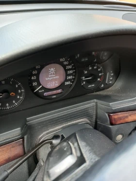Mercedes-Benz E 200 Compressor , снимка 6
